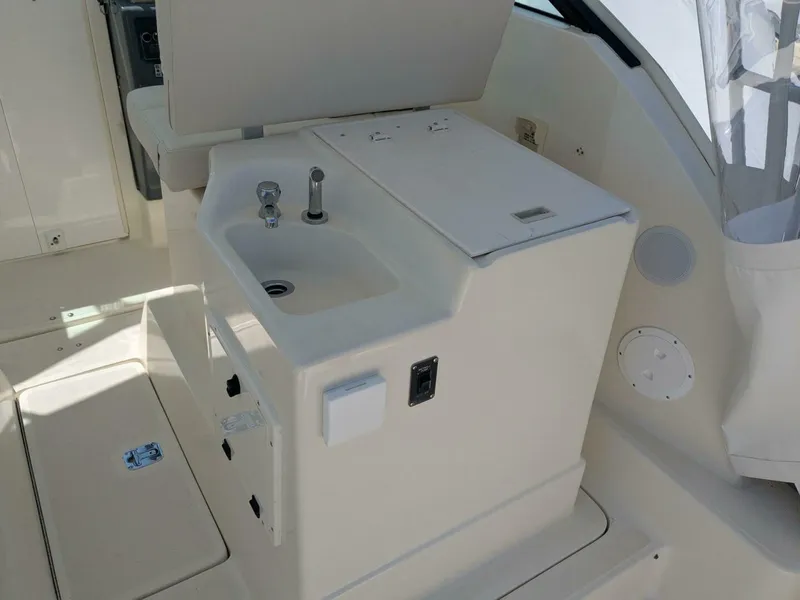 Slide: The Image of Tiara 29 Open 1995 - 5390191