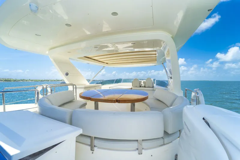 Slide: The Image of Azimut 75 2008 - 5475177