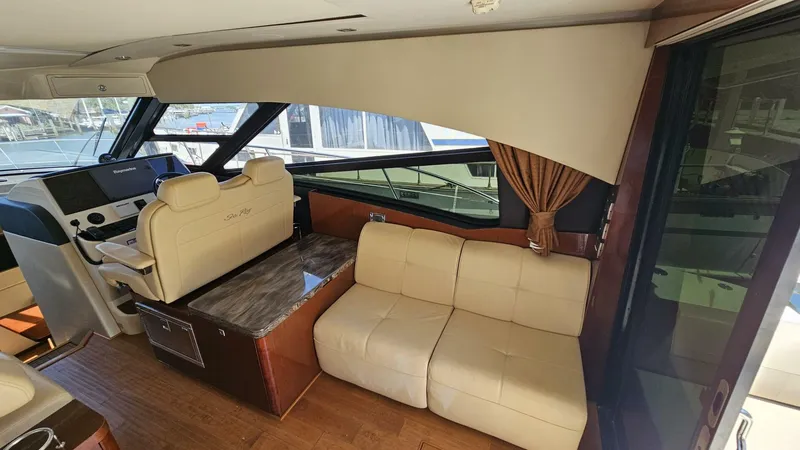 Slide: The Image of Sea Ray 47 2016 - 5391296