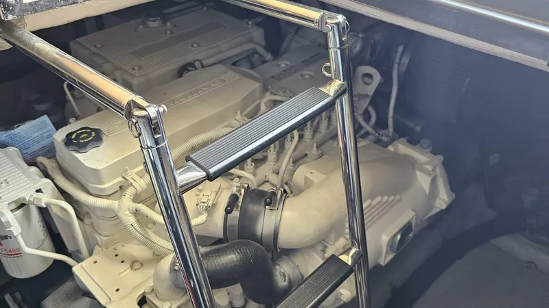 Slide: The Image of Sea Ray 47 2016 - 5391307