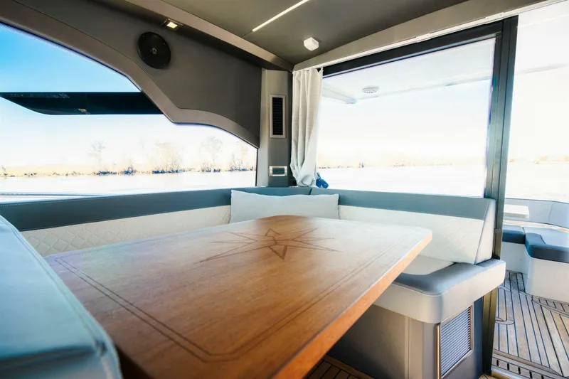 Slide: The Image of Galeon 425 HTS 2023 - 5391609