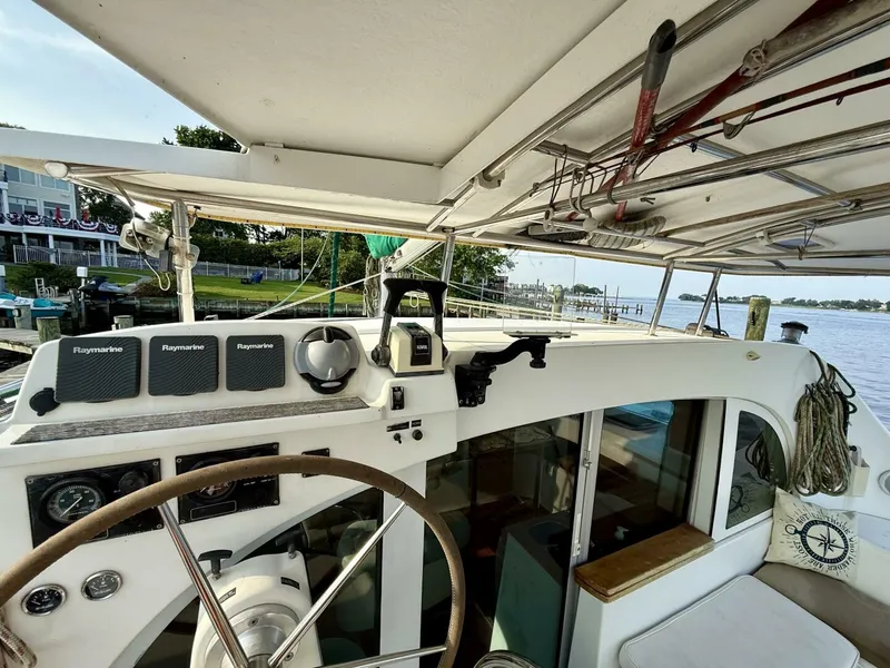 Slide: The Image of Lagoon 380 2004 - 5392910