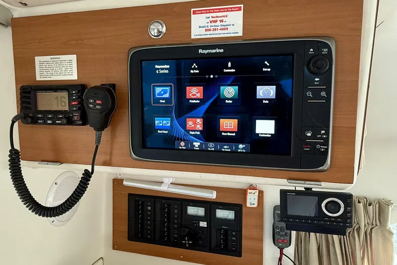 Slide: The Image of Lagoon 380 2004 - 5392899