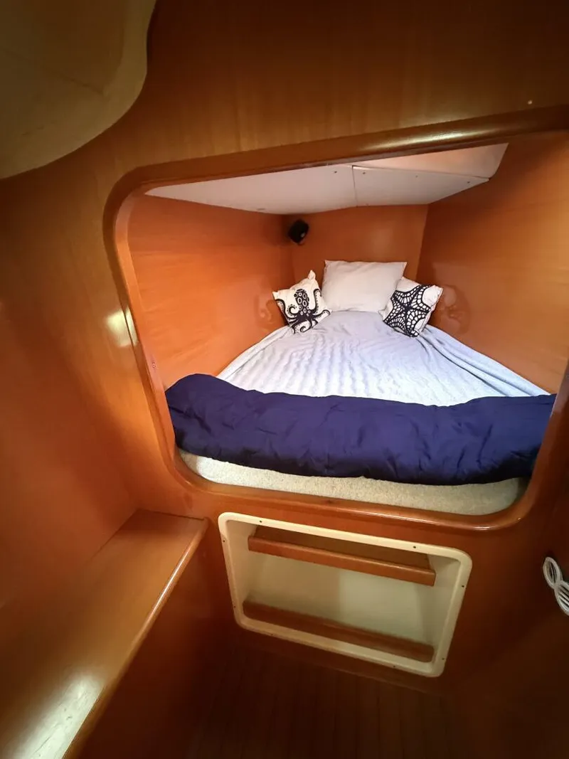 Slide: The Image of Lagoon 380 2004 - 5392920