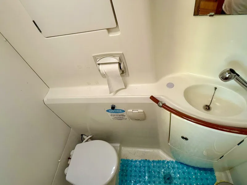 Slide: The Image of Lagoon 380 2004 - 5392923