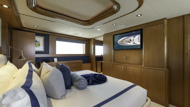 Slide: The Image of 2014-Westport-40M-Yacht-For-Sale-Bahamas.jpg - 5394929