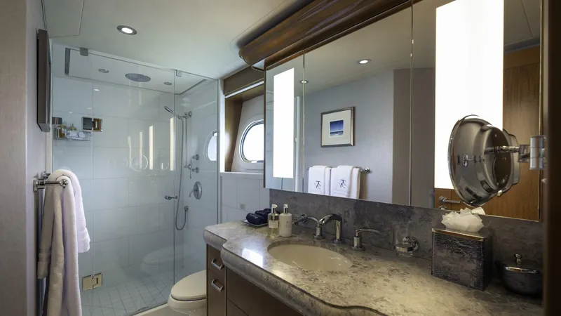 Slide: The Image of 2014-Westport-40M-Yacht-For-Sale-Bahamas.jpg - 5394741