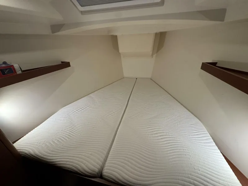 Slide: The Image of Hanse 348 2018 - 5395275