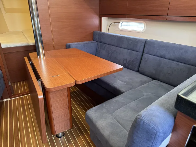 Slide: The Image of Hanse 348 2018 - 5395235