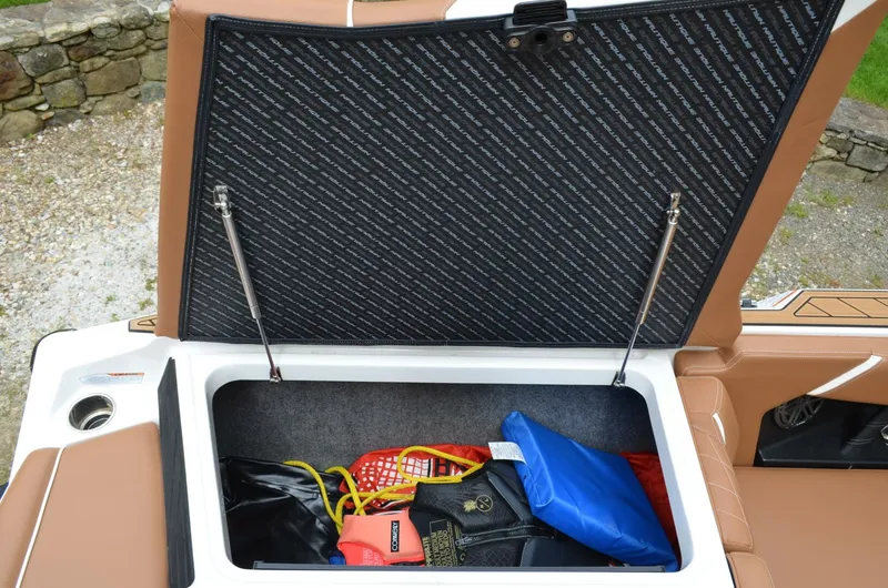 Slide: The Image of Nautique Super Air S23 2023 - 5399442