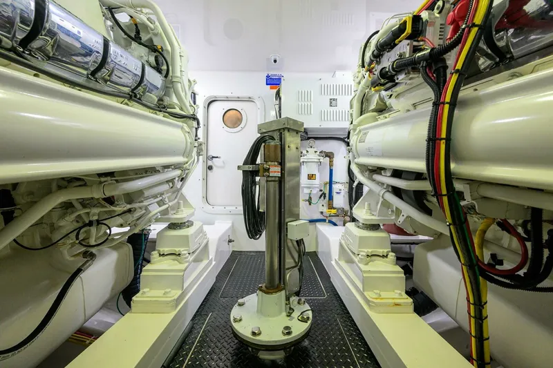 Slide: The Image of Engine Room - 7650788