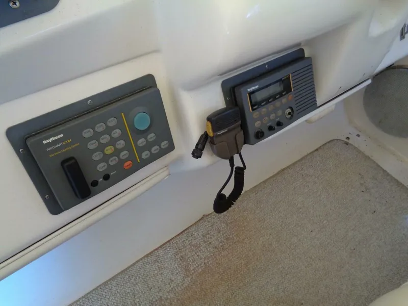 Slide: The Image of Sea Ray 370 Sundancer 1997 - 5397362