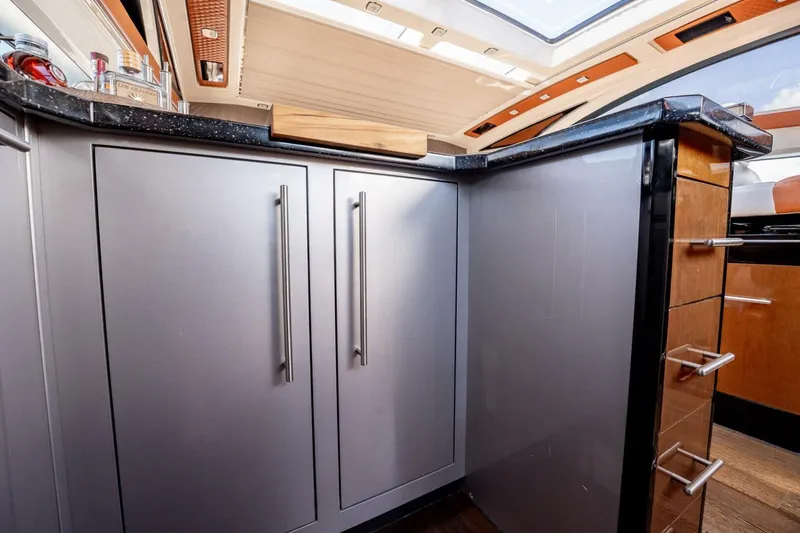 Slide: The Image of Marquis 500 Sport Coupe 2009 - 5496211