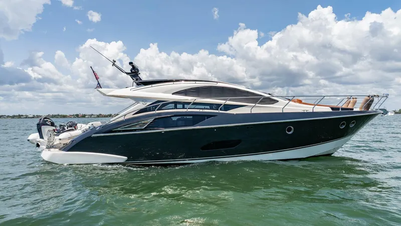 Slide: The Image of Marquis 500 Sport Coupe 2009 - 5496196