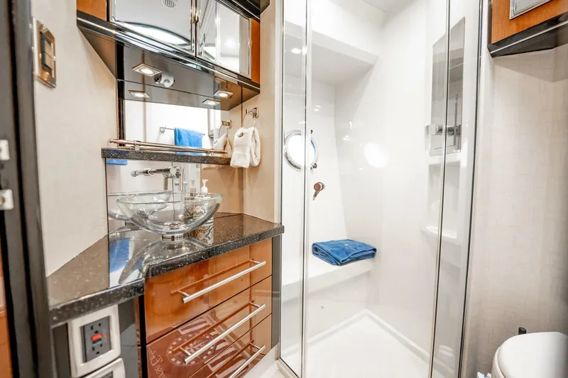 Slide: The Image of Marquis 500 Sport Coupe 2009 - 5496233