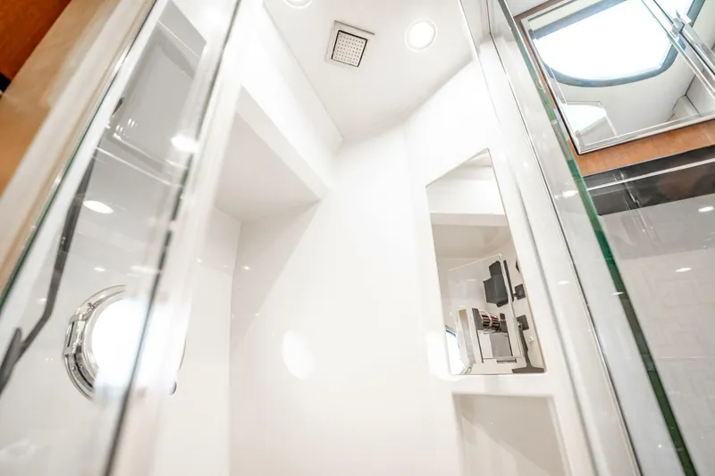 Slide: The Image of Marquis 500 Sport Coupe 2009 - 5496236