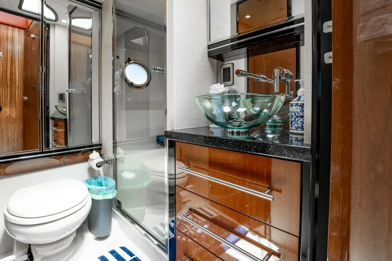 Slide: The Image of Marquis 500 Sport Coupe 2009 - 5496244