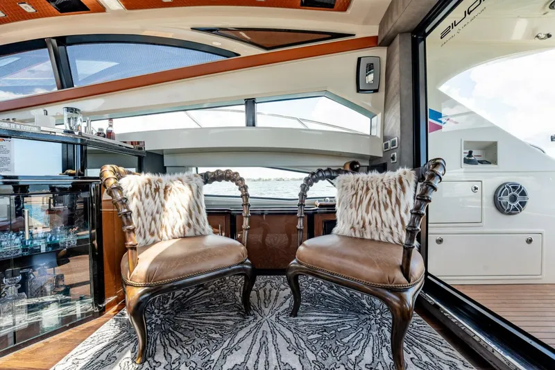 Slide: The Image of Marquis 500 Sport Coupe 2009 - 5496202