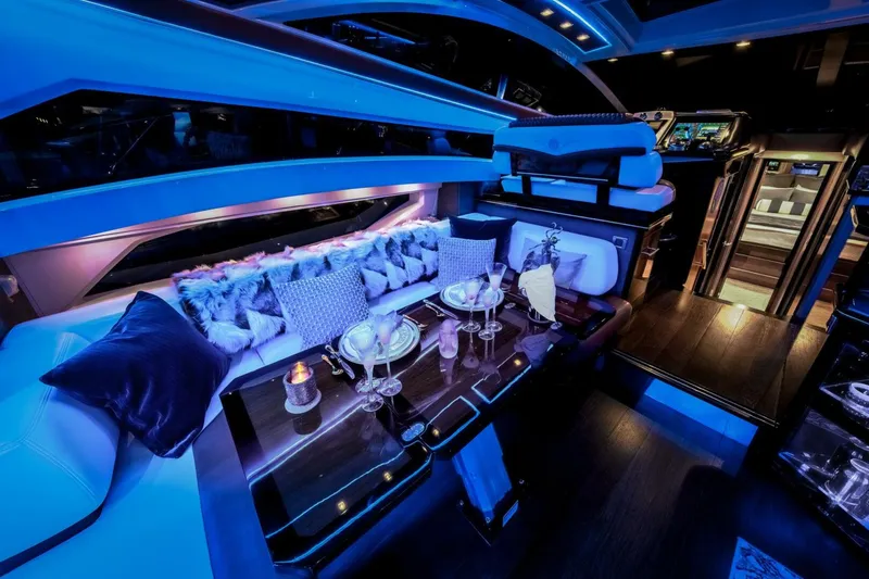 Slide: The Image of Marquis 500 Sport Coupe 2009 - 5502740