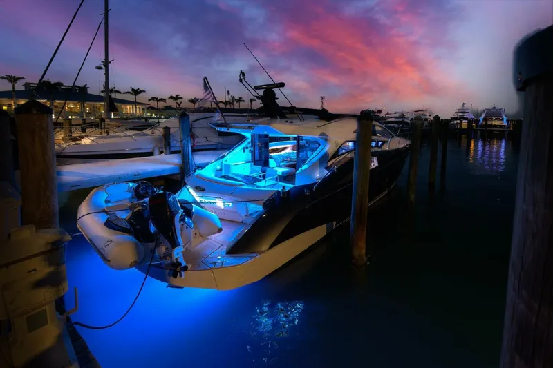 Slide: The Image of Marquis 500 Sport Coupe 2009 - 5502742