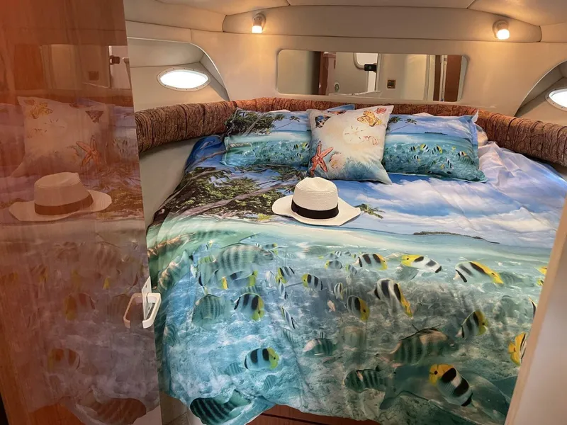 Slide: The Image of Sea Ray 370 Aft Cabin 1997 - 5435188