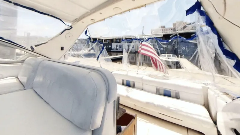 Slide: The Image of Sea Ray 39 1990 - 5398485