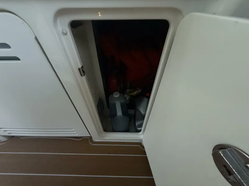 Slide: The Image of Sea Ray 380 Sundancer 2003 - 5399353