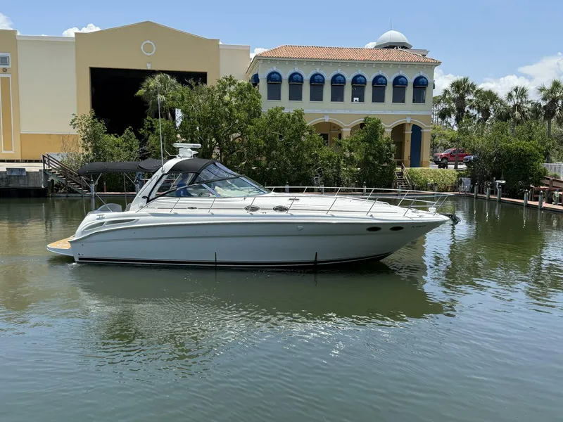 Slide: The Image of Sea Ray 380 Sundancer 2003 - 5399076