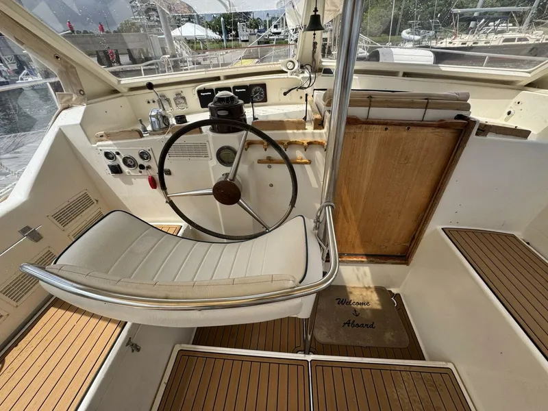 Slide: The Image of Amel Mango 52 1980 - 5399791