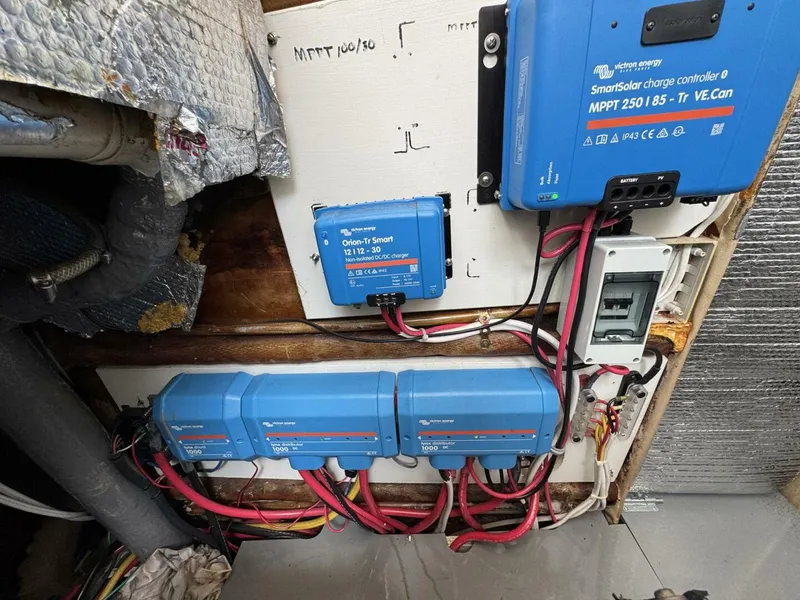 Slide: The Image of Amel Mango 52 1980 - 5399824