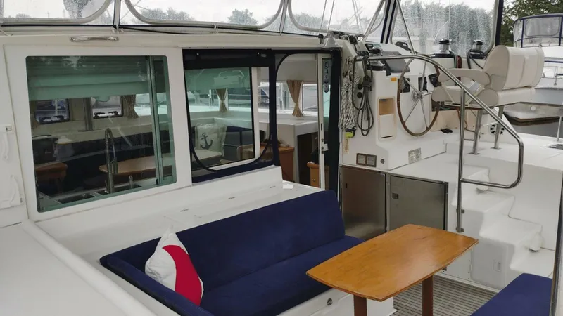 Slide: The Image of Lagoon 420 Owner's Version 2008 - 5400724