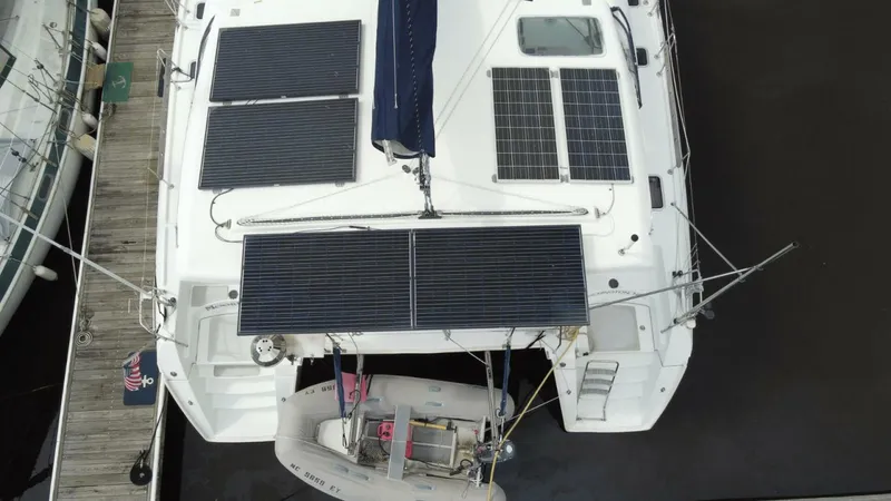 Slide: The Image of Lagoon 420 Owner's Version 2008 - 5400718