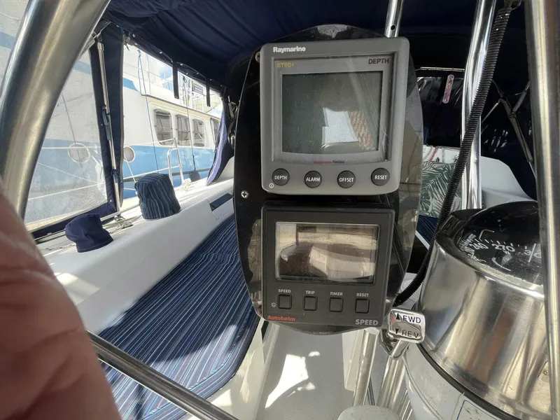 Slide: The Image of Catalina 42 MK II 1999 - 5401841