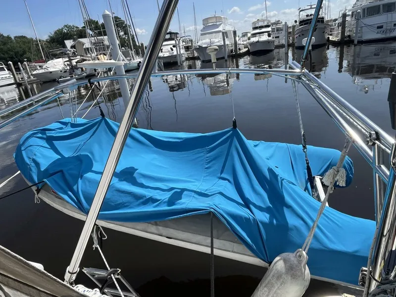 Slide: The Image of Catalina 42 MK II 1999 - 5401868