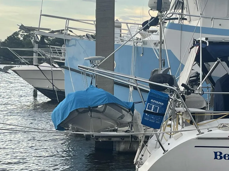 Slide: The Image of Catalina 42 MK II 1999 - 5401869