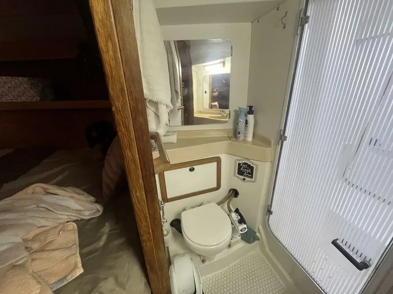 Slide: The Image of Catalina 42 MK II 1999 - 5401888