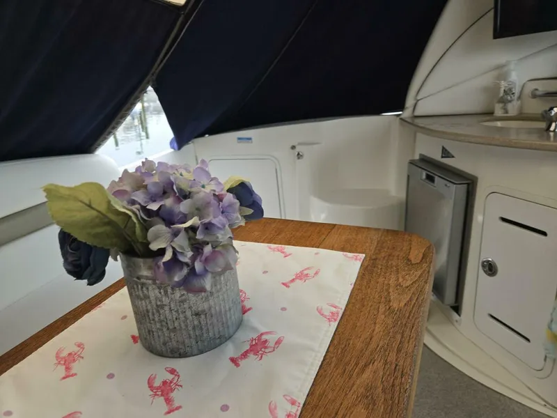 Slide: The Image of Sea Ray 320 Sundancer 2006 - 5402777