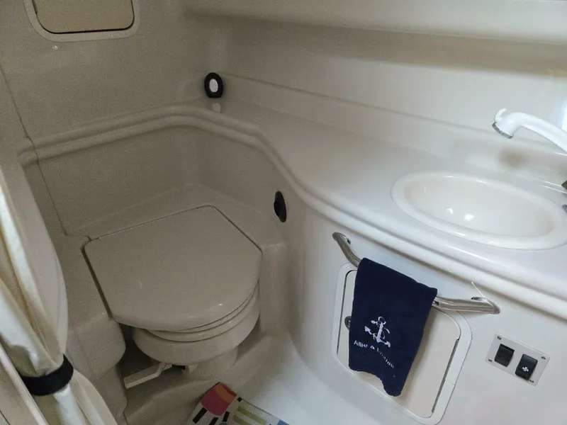 Slide: The Image of Sea Ray 320 Sundancer 2006 - 5402784