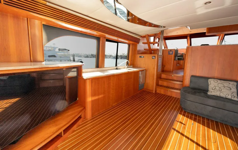 Slide: The Image of 2001 Mikelson 61 YF  - 5402977