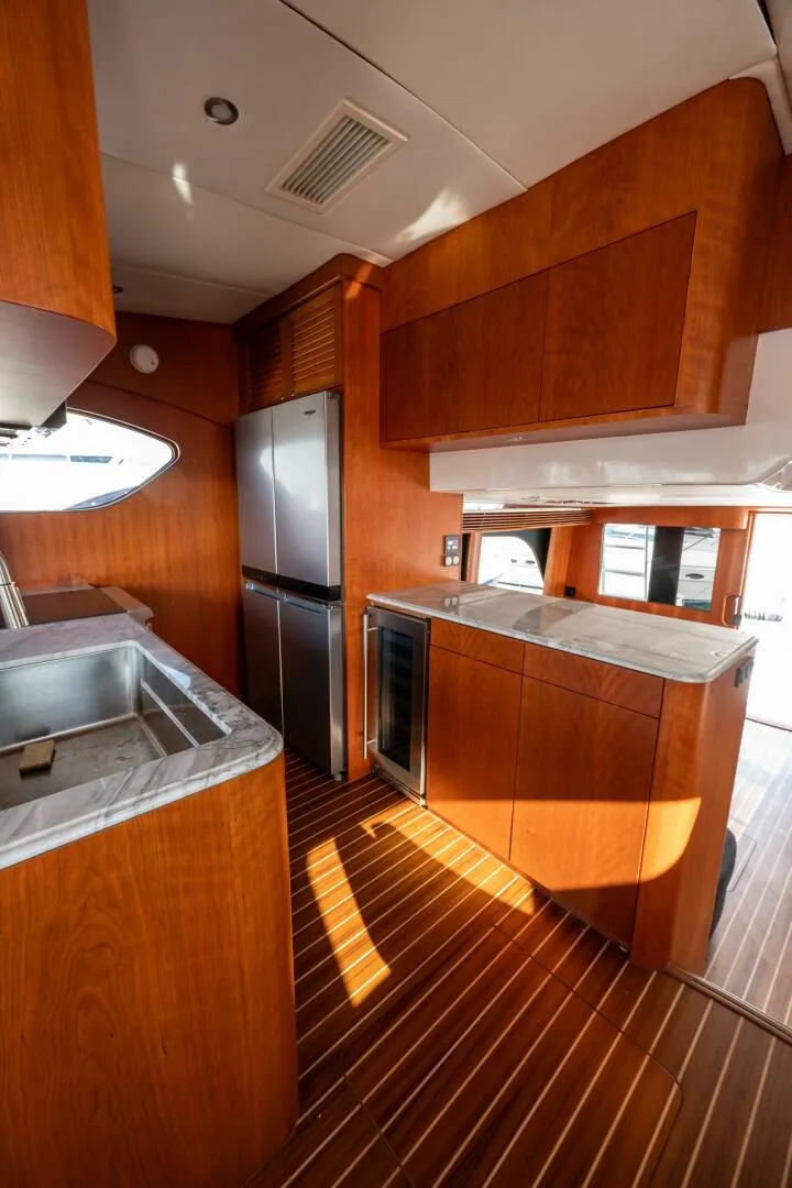 Slide: The Image of 2001 Mikelson 61 YF  - 5402980