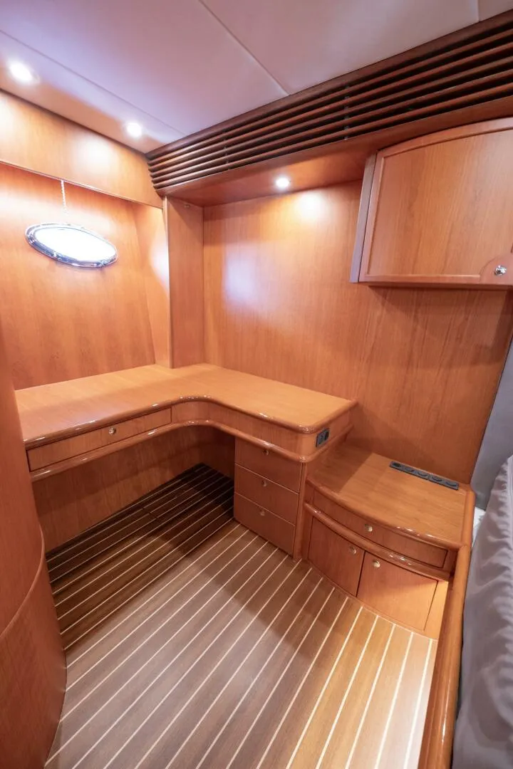 Slide: The Image of 2001 Mikelson 61 YF  - 5402998