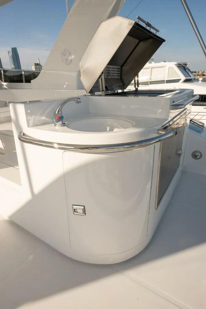 Slide: The Image of 2001 Mikelson 61 YF  - 5403083