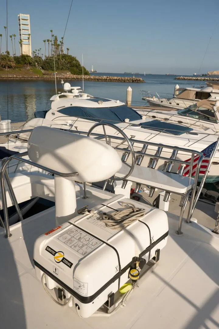 Slide: The Image of 2001 Mikelson 61 YF  - 5403085