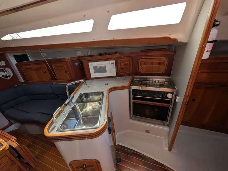 Slide: The Image of C&C 110 1999 - 5403864