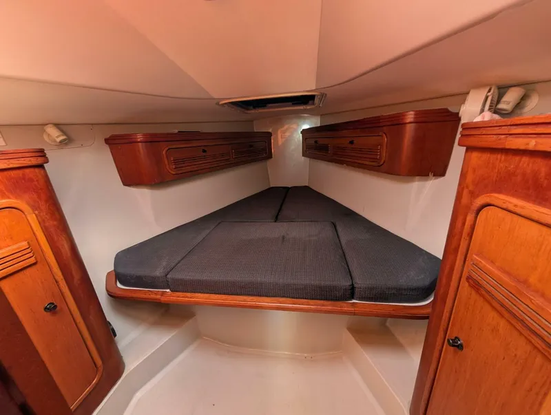 Slide: The Image of C&C 110 1999 - 5403847