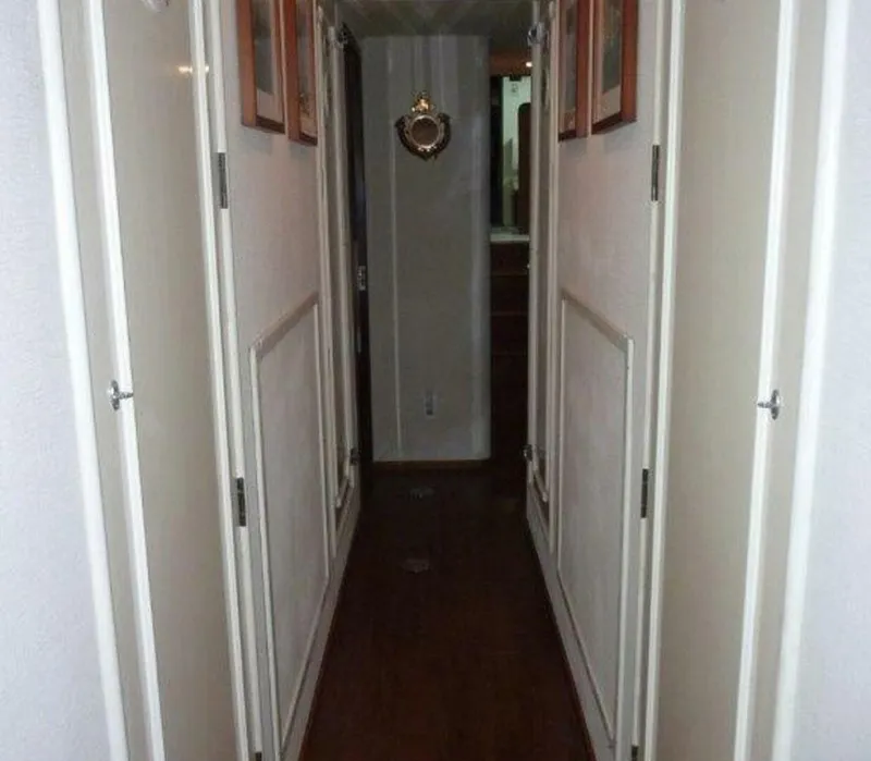 Slide: The Image of Hatteras Flybridge 1987 - 5418835