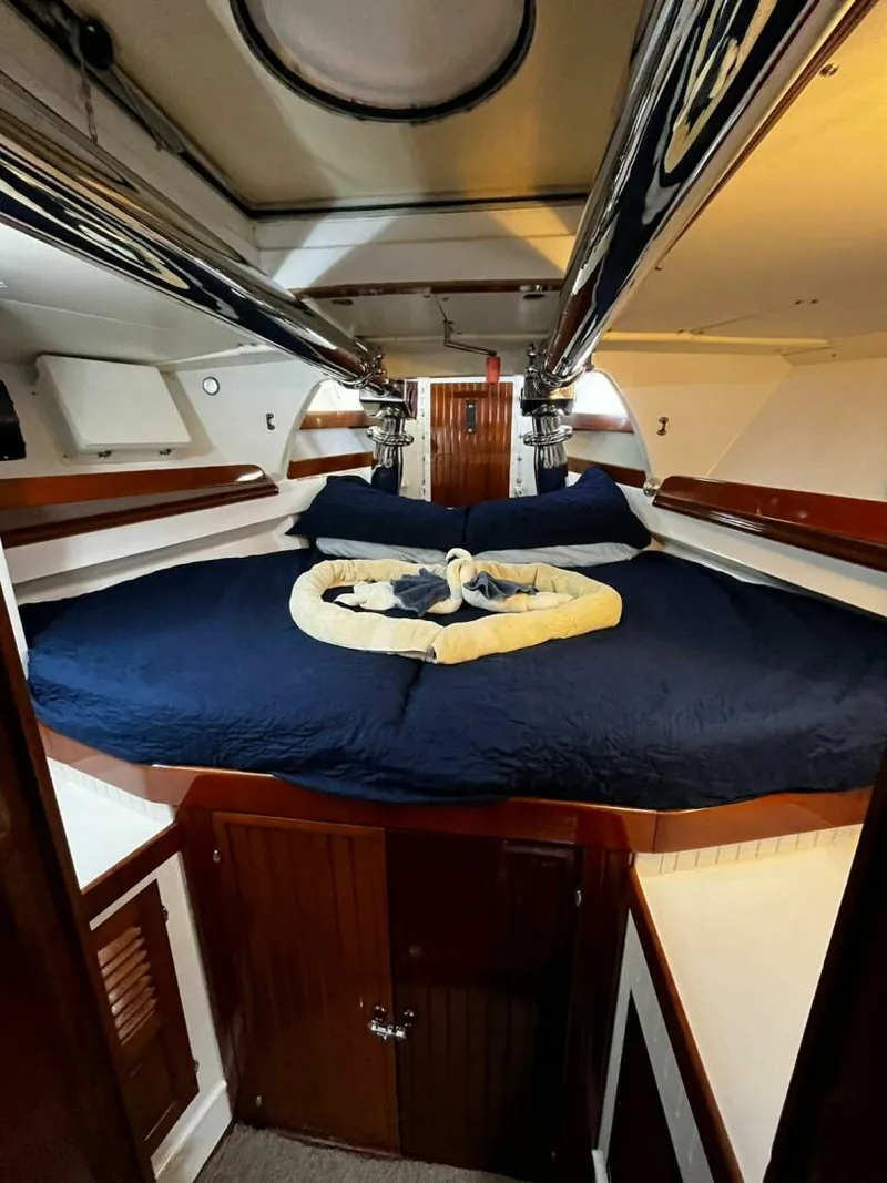 Slide: The Image of Ta Chiao Blue Water Ocean Cruising Ketch 1985 - 5637029