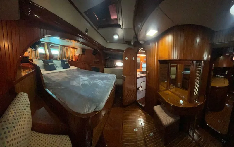 Slide: The Image of Ta Chiao Blue Water Ocean Cruising Ketch 1985 - 5637033