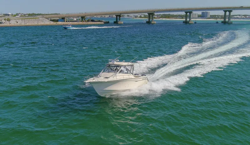 Slide: The Image of 2009 33 Grady White 330 No Name Running - 5405902