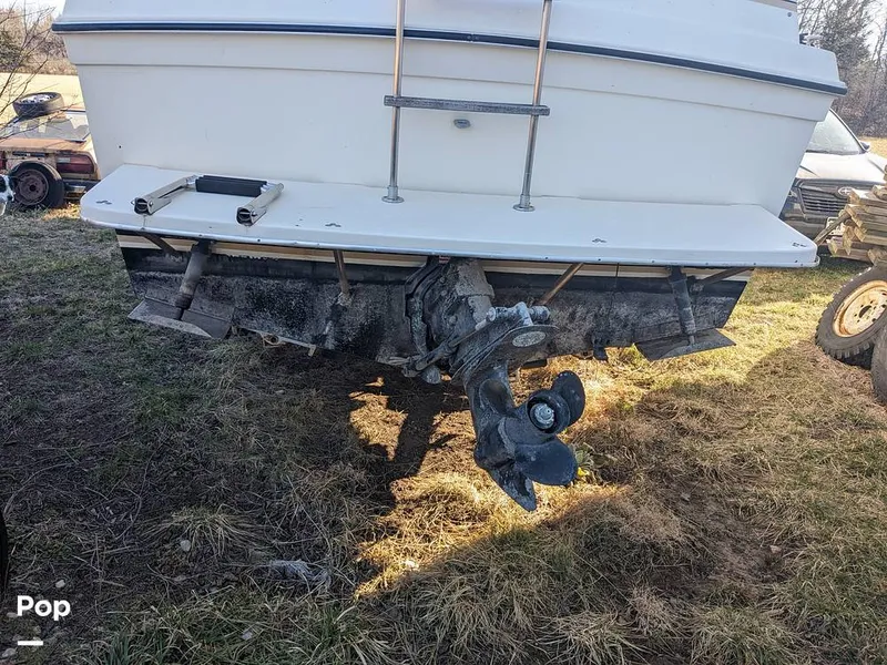 Slide: The Image of Carver Santa Cruz 2667 Cabin Cruiser 1982 - 13855695